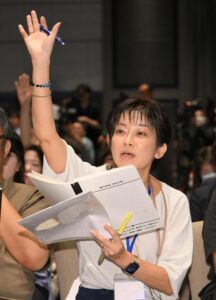 NG記者リスト、望月衣塑子記者「会見やり直し求めます」「子供達に八百長をどう説明」