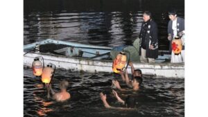 男が全裸で海や川に入る「ヤーヤ祭り」が、