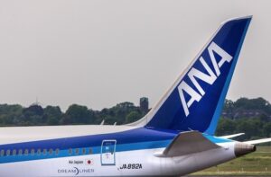 JAL全員脱出の陰にはANAスタッフの協力が、