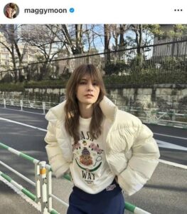 「８：３７」ダウン×スエットの「骨格が美しすぎる」が、