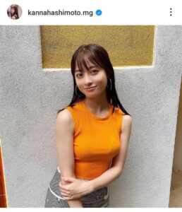 橋本環奈ぴたぴたノースリーブで「なんちゅう、