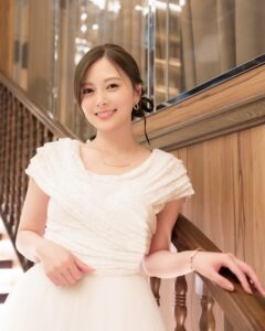 白石麻衣『恋する警護24時』ドレスが、