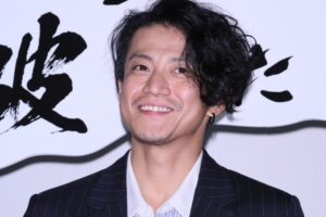 小栗旬、初共演の赤西仁と「世界進出」が、