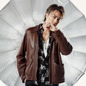 「東京駅で盗撮したお姉さま…」EXILE TAKAHIROが、